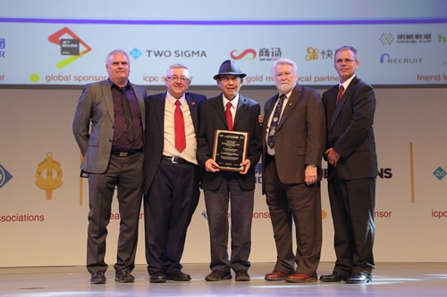clip_image007.jpg //pkunews.tjvideo.org/xwzh/attachement/jpg/site2/20180418/484d7eb258891c413ee73a.jpg